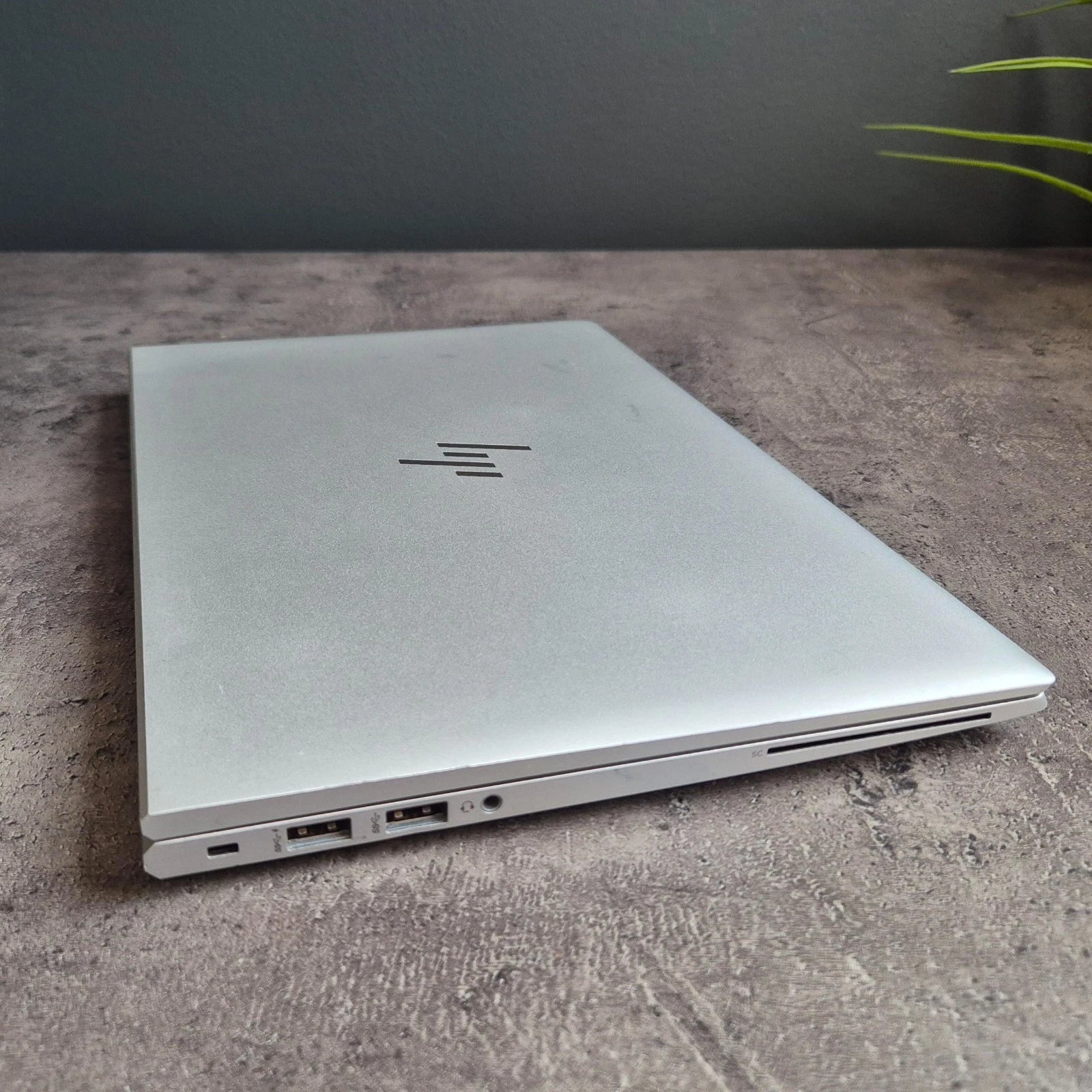 HP EliteBook 830 G8 โ Core i7 11th Gen Laptop with 16GB DDR4 RAM and 256GB SSD - Free Charger, Free bag and All UAE FREE Cash on Delivery. HP EliteBook 830 G8 โ Core i7 11th Gen Laptop with 16GB DDR4 RAM and 256GB SSD - Free Charger, Free bag and All UAE FREE Cash on Delivery.